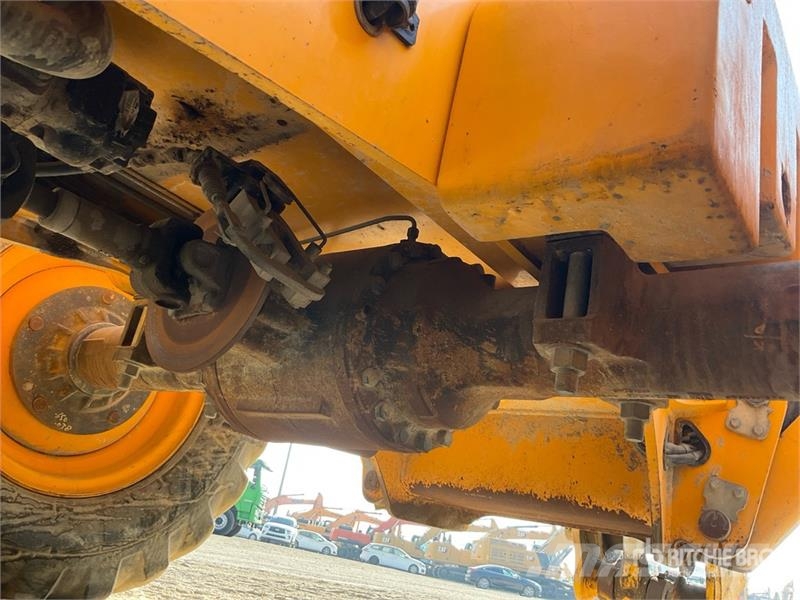 JCB 530-110 مناولات متداخلة