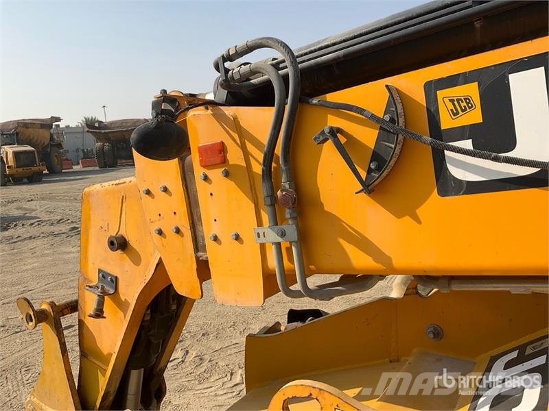 JCB 530-110 مناولات متداخلة