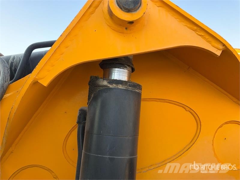 JCB 530-110 مناولات متداخلة