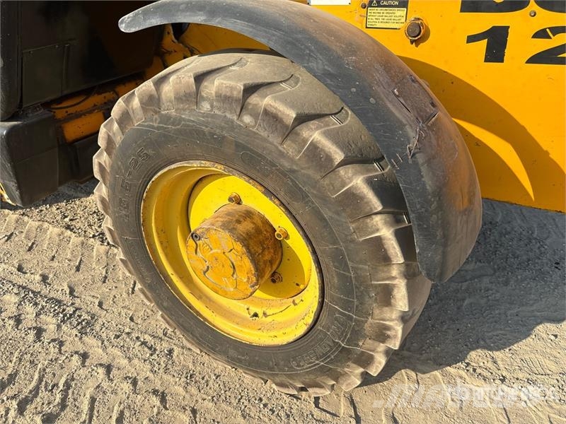 JCB 532-120 Chariot télescopique