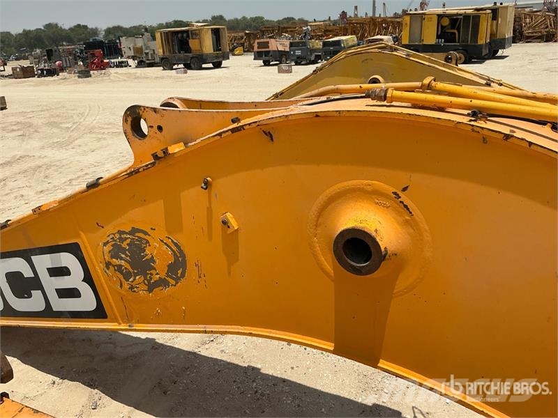 JCB Excavator Boom w/ Stick - Fits 20 ton excavators Other components