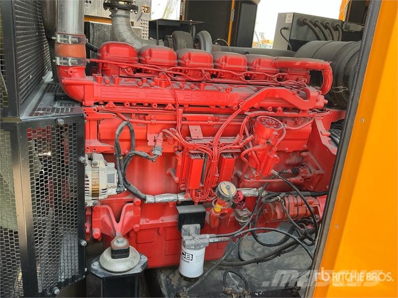 JCB G400QX 350 kVA Skid-Mounted Generator Set Diiselgeneraatorid