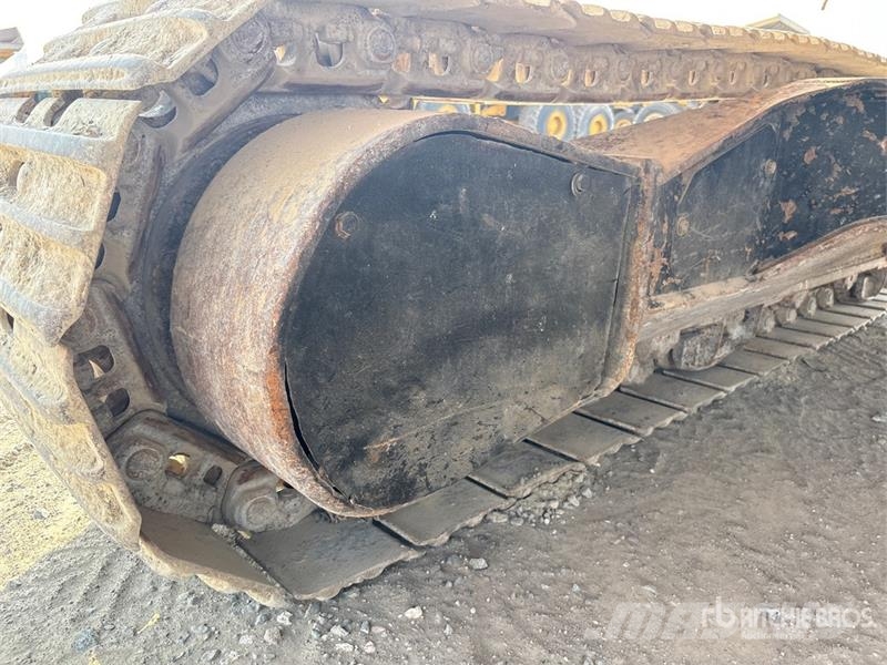 JCB JS220 Tracked Excavator Lánctalpas kotrók