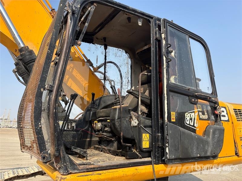 JCB JS220 Tracked Excavator Lánctalpas kotrók