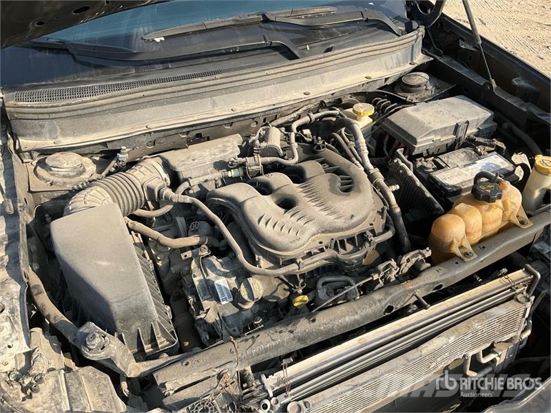 Jeep Cherokee 2WD SUV سيارات