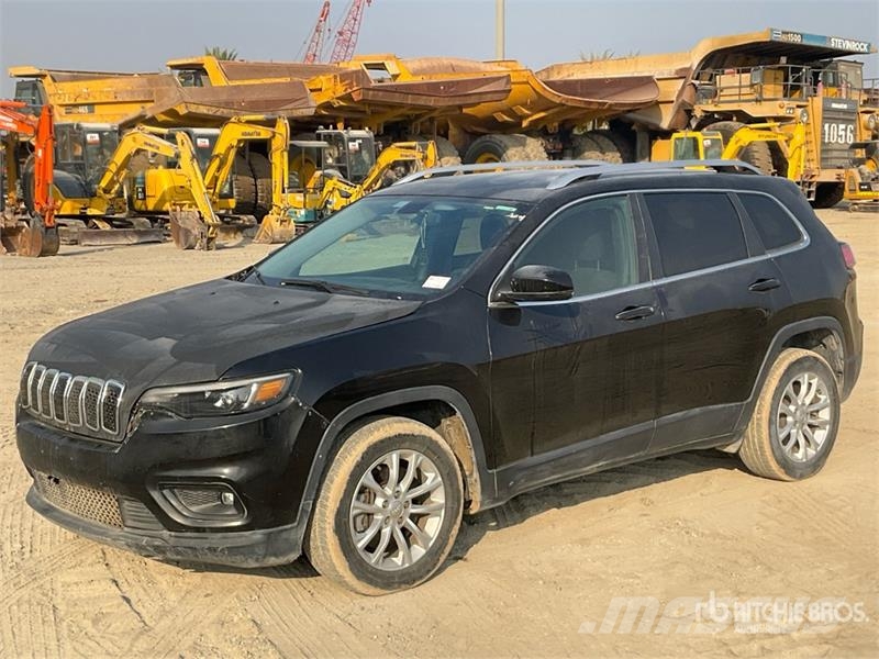 Jeep Cherokee 2WD SUV سيارات