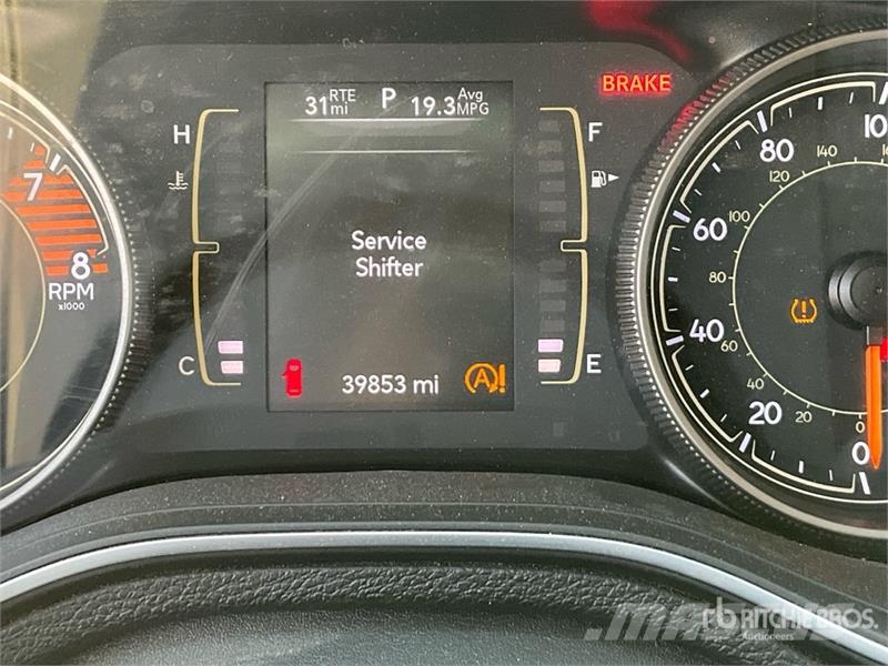 Jeep Cherokee 2WD SUV سيارات