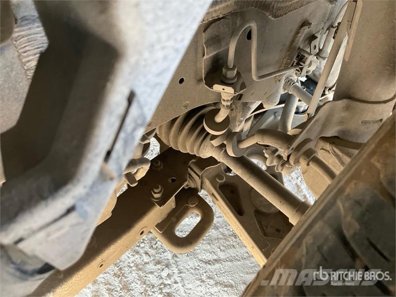 Jeep Cherokee 2WD SUV سيارات