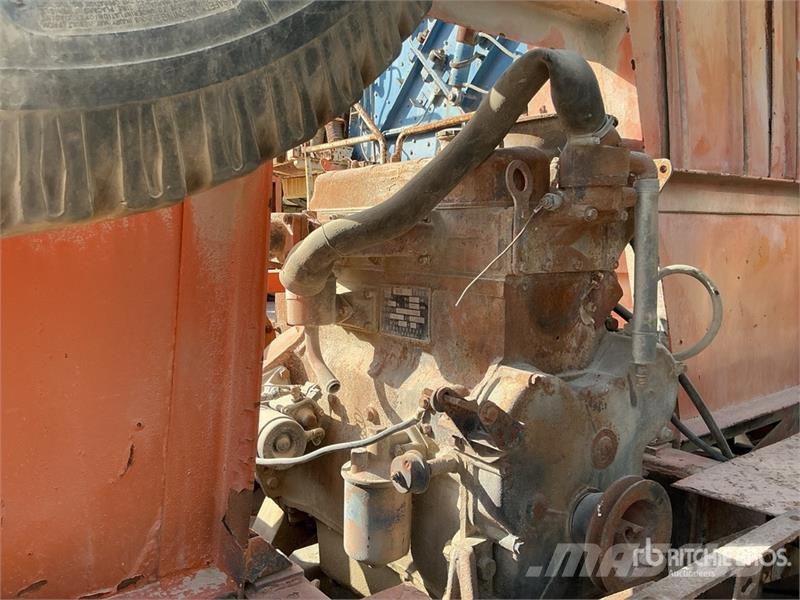  Jiefang 4x2 Drill Truck (Inoperable) Kuorma-auto porauskalustolla