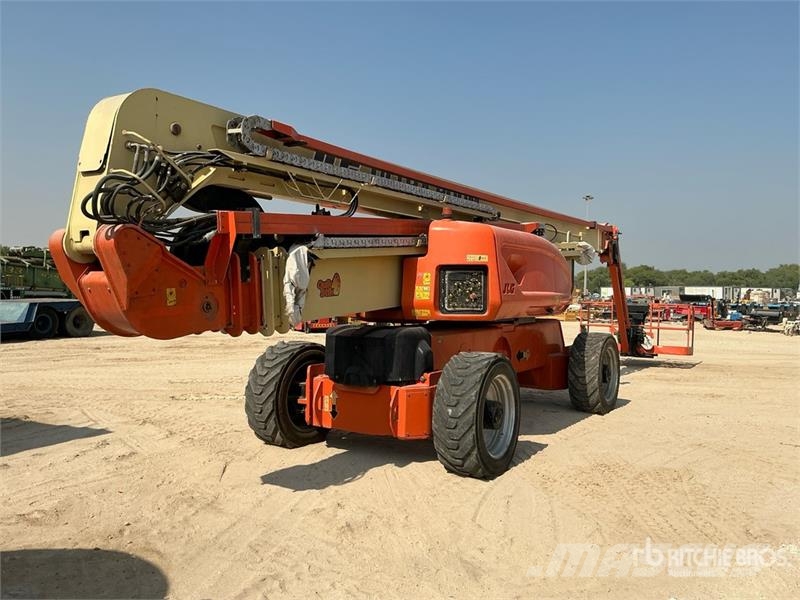 JLG 1250AJP 4WD Diesel Articulating Boom Lift رافعات سلة مفصلية