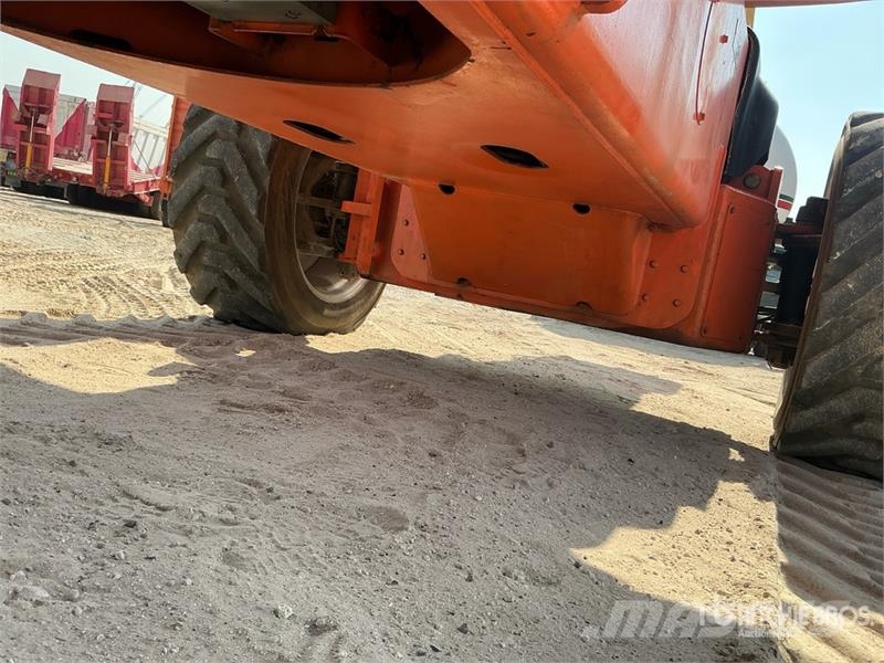 JLG 1250AJP 4WD Diesel Articulating Boom Lift رافعات سلة مفصلية