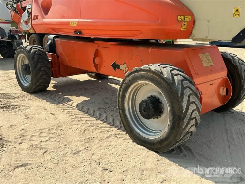 JLG 1250AJP 4WD Diesel Articulating Boom Lift رافعات سلة مفصلية
