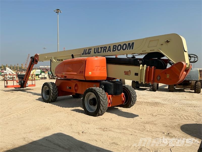 JLG 1250AJP 4WD Diesel Articulating Boom Lift رافعات سلة مفصلية