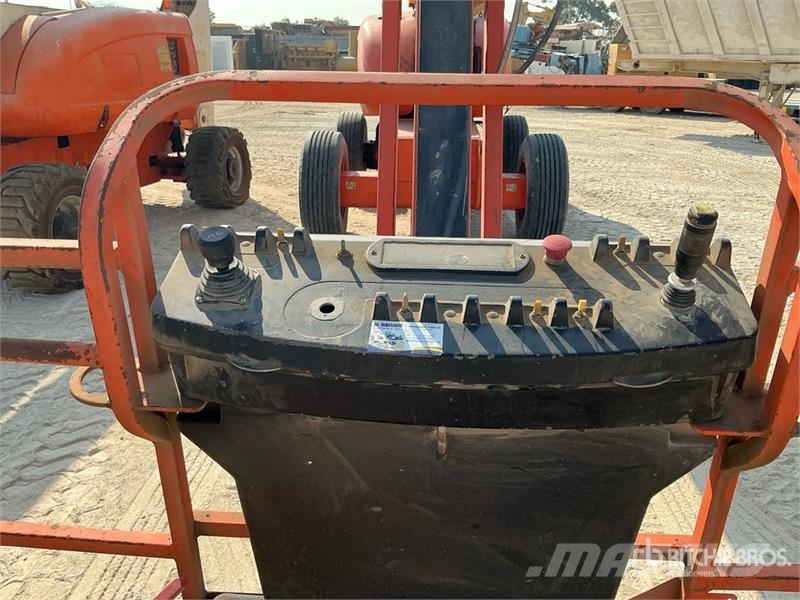 JLG 600SJ Telescopic Boom Lift رافعات سلة تلسكوبية