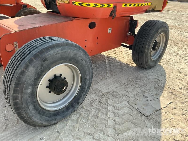 JLG 600SJ Telescopic Boom Lift رافعات سلة تلسكوبية