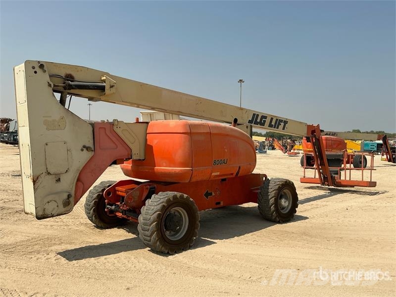JLG 800 AJ 4WD Diesel Articulating Boom Lift Kĺbové plošiny