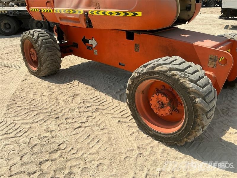 JLG 860SJ 4WD Diesel Telescopic Boom Lift Teleskoop poomtõstukid