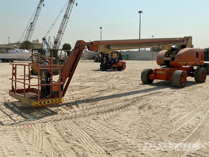 JLG 860SJ 4WD Diesel Telescopic Boom Lift Teleskoop poomtõstukid