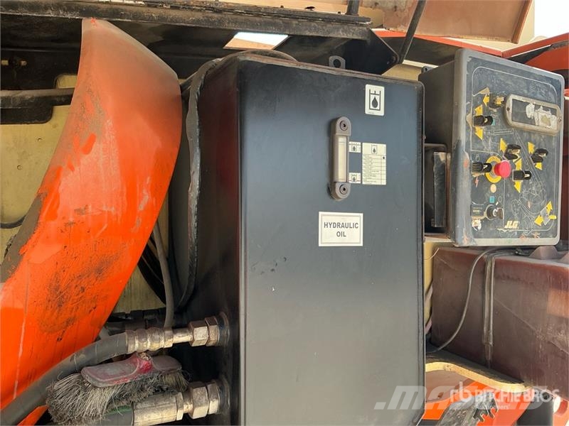 JLG 860SJ 4WD Diesel Telescopic Boom Lift Teleskoop poomtõstukid