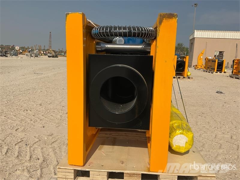 JW 1400 Hydraulic Breaker - Fits 20 - 30 ton excav مطارق / كسارات