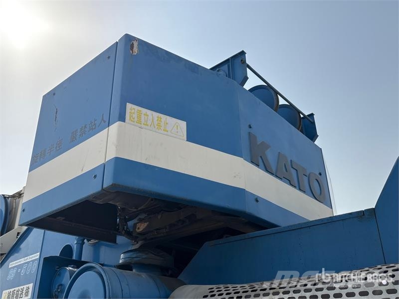 Kato KR450V 45 ton 4x4x4 Rough Terrain Crane رافعات الطرق الوعرة