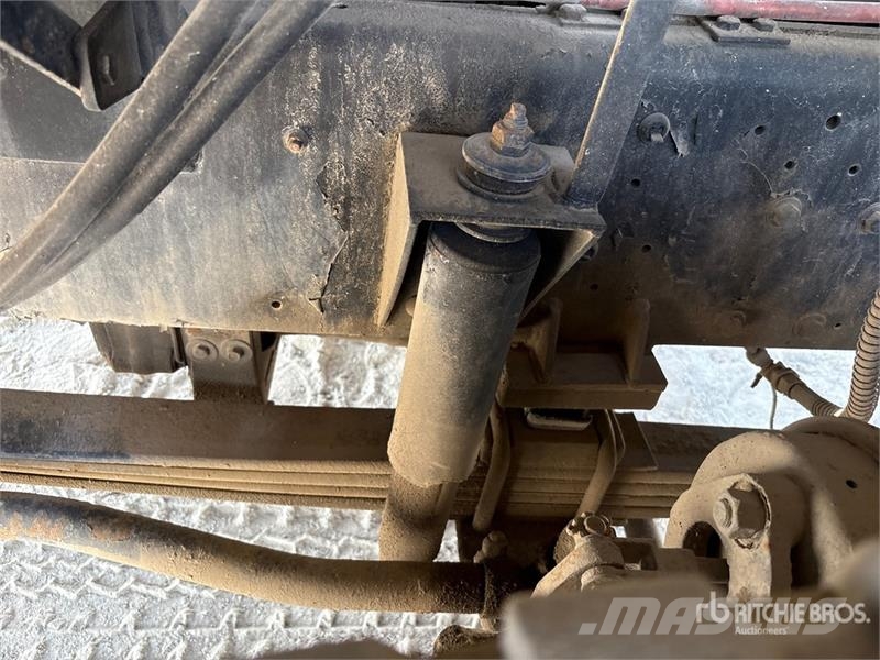 Kato NK300VR 30 ton 6x4 Hydraulic Truck Crane Kranovi sa gusjenicama