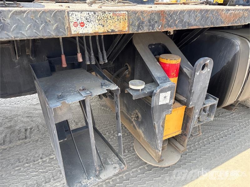 Kato NK300VR 30 ton 6x4 Hydraulic Truck Crane Kranovi sa gusjenicama