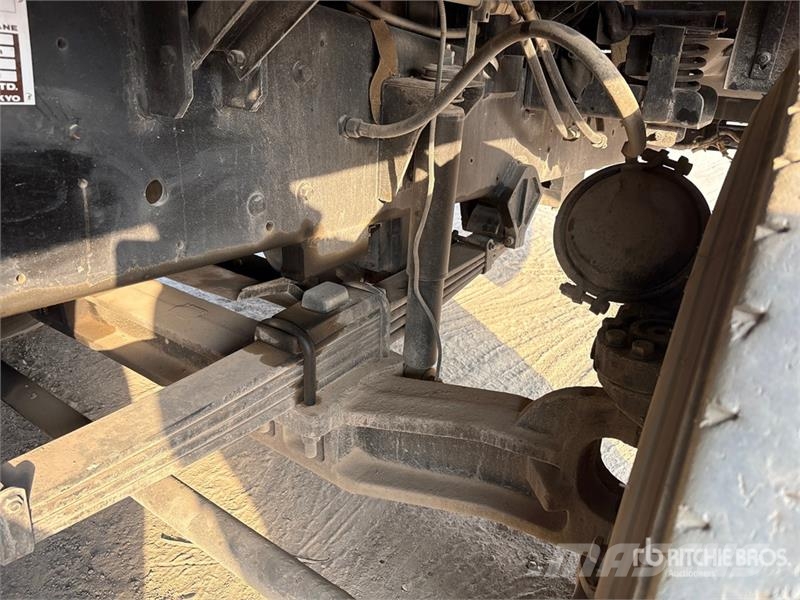 Kato NK550VR 55 ton 8x4x4 Hydraulic Truck Crane رافعات مجنزرة