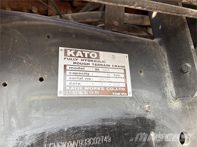 Kato NK550VR 55 ton 8x4x4 Hydraulic Truck Crane رافعات مجنزرة