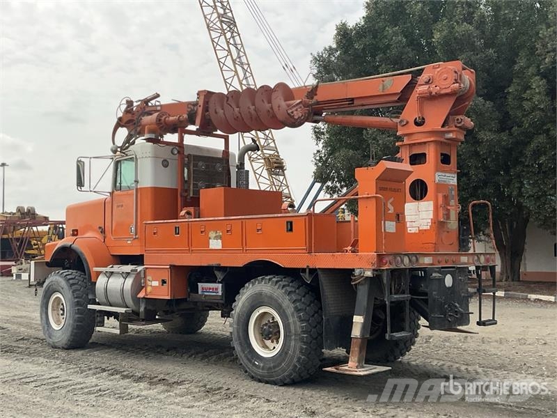 Kenworth Telelect 92-45 on Kenworth C500 4x4 Drill Truck Utilaje mobile de forat