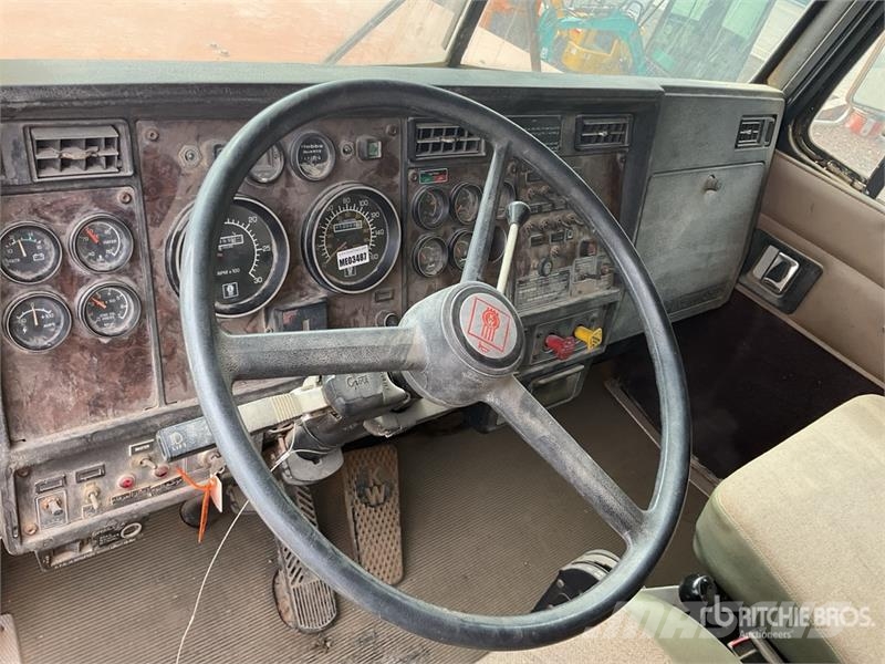 Kenworth Telelect 92-45 on Kenworth C500 4x4 Drill Truck Utilaje mobile de forat