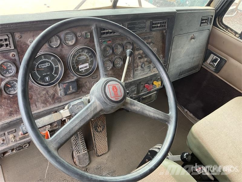 Kenworth Telelect 92-45 on Kenworth C500 4x4 Drill Truck Utilaje mobile de forat