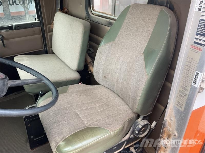 Kenworth Telelect 92-45 on Kenworth C500 4x4 Drill Truck Utilaje mobile de forat