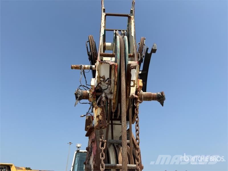 Kobelco RK250 Grues mobiles