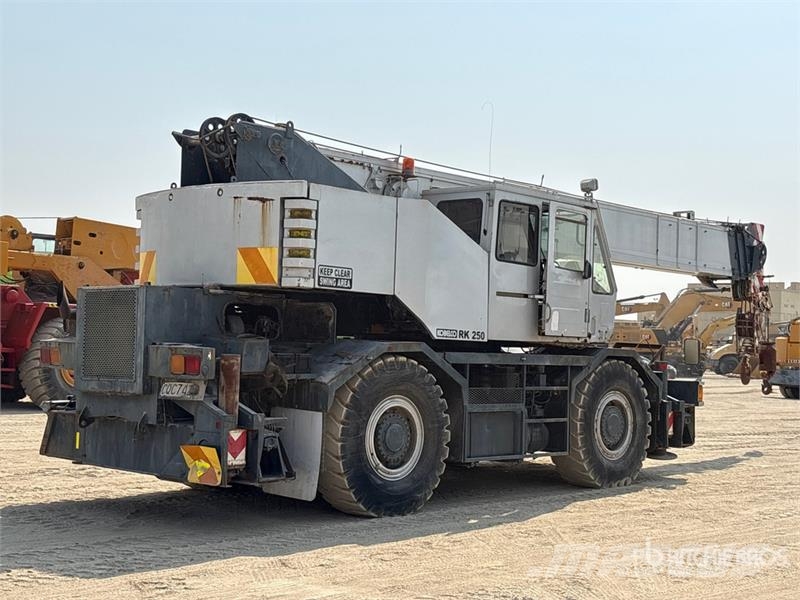 Kobelco RK250 Grues mobiles