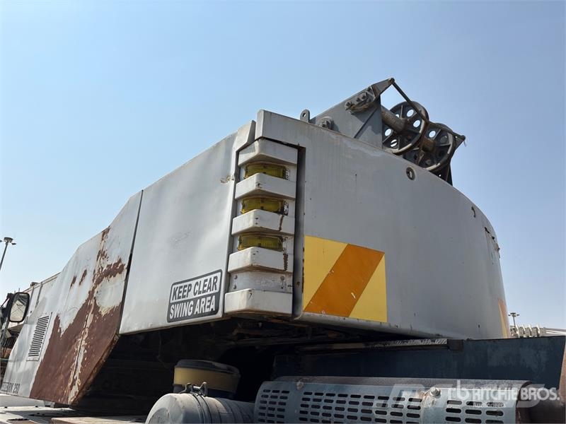 Kobelco RK250 Grues mobiles