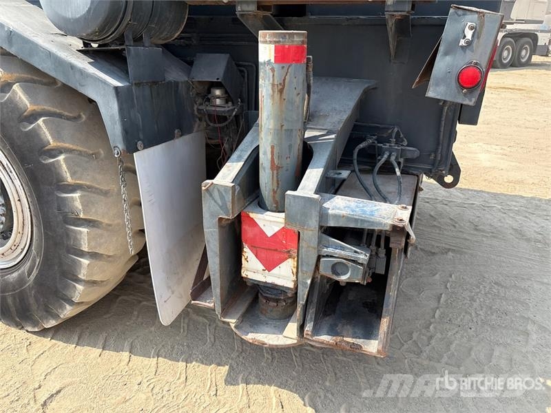 Kobelco RK250 Grues mobiles