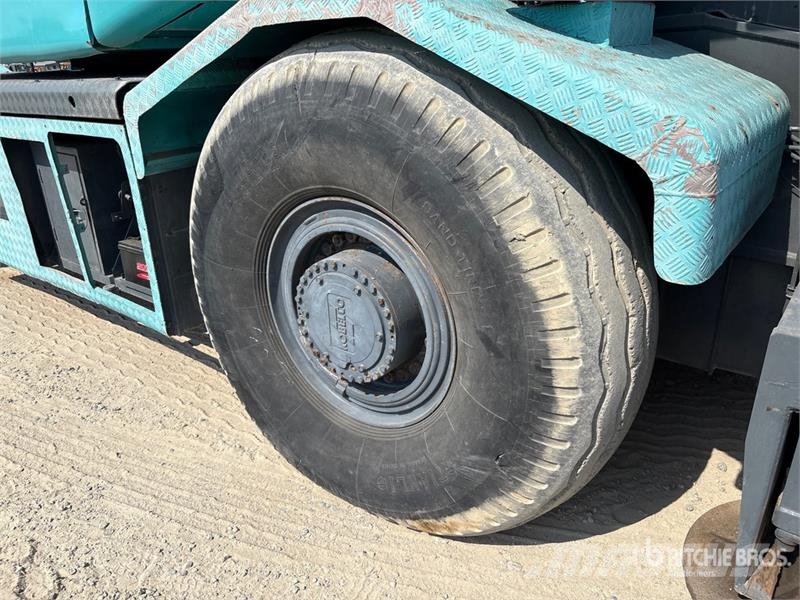 Kobelco RK500 50 ton 4x4x4 Rough Terrain Crane Raske maastiku tõstukid