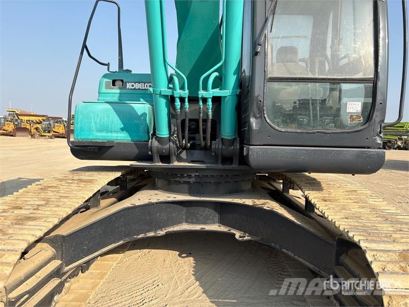 Kobelco SK210HDLC-8 Tracked Excavator Roomikekskavaatorid
