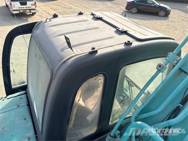 Kobelco SK210HDLC-8 Tracked Excavator Roomikekskavaatorid