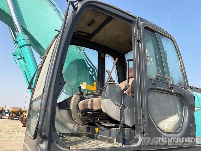 Kobelco SK210HDLC-8 Tracked Excavator Roomikekskavaatorid
