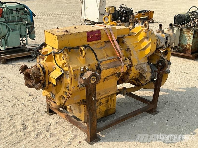 Komatsu 561-13-51000 Torque Converter w/ Transmission - Fi Menjači