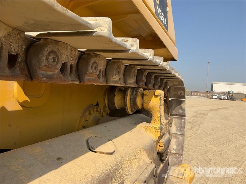 Komatsu D155A-6R Crawler Dozer Buldooserid