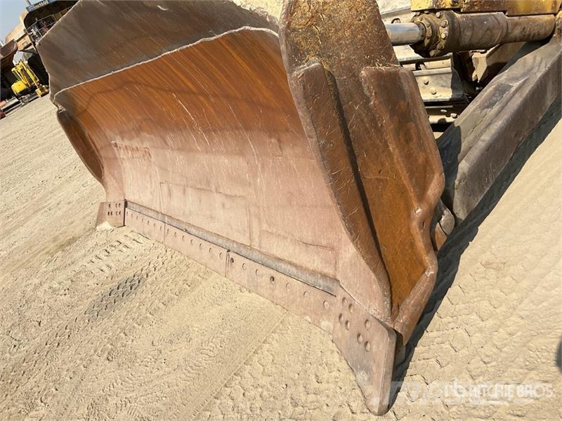 Komatsu D155A-6R Crawler Dozer Buldooserid