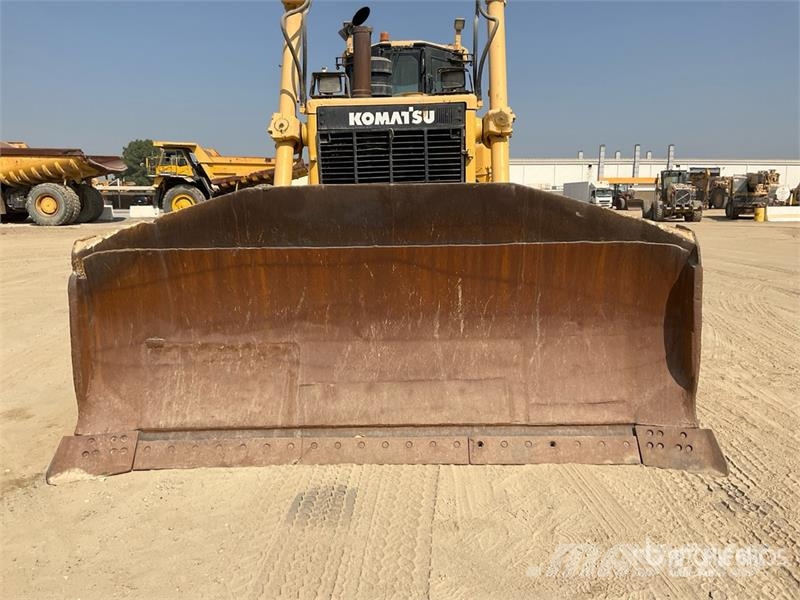 Komatsu D155A-6R Crawler Dozer Buldooserid