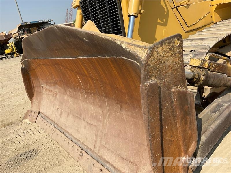 Komatsu D155A-6R Crawler Dozer Buldooserid