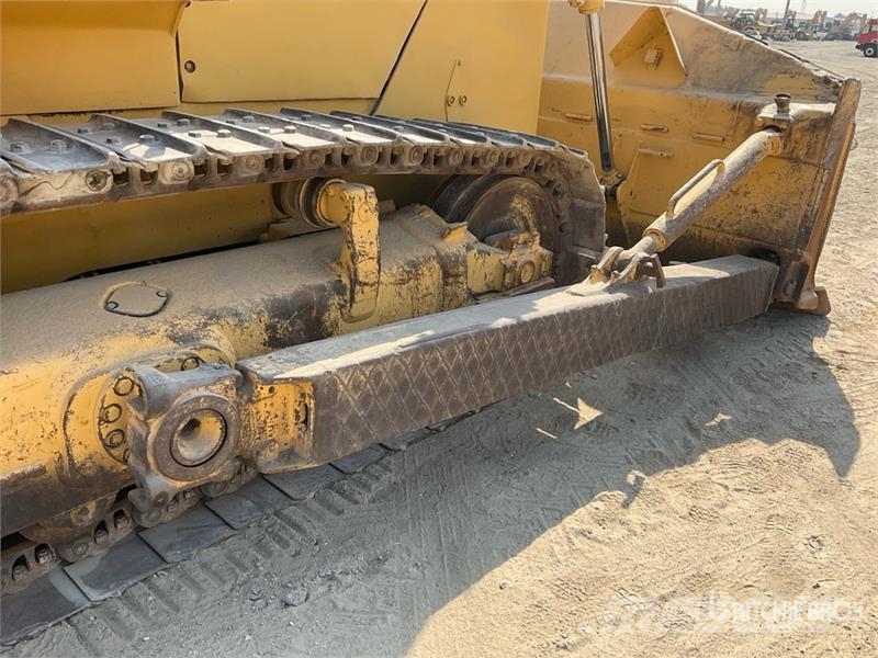 Komatsu D155A-6R Crawler Dozer Buldooserid