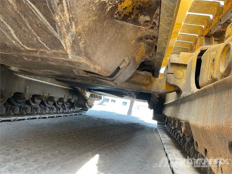 Komatsu D155A-6R Crawler Dozer Buldooserid