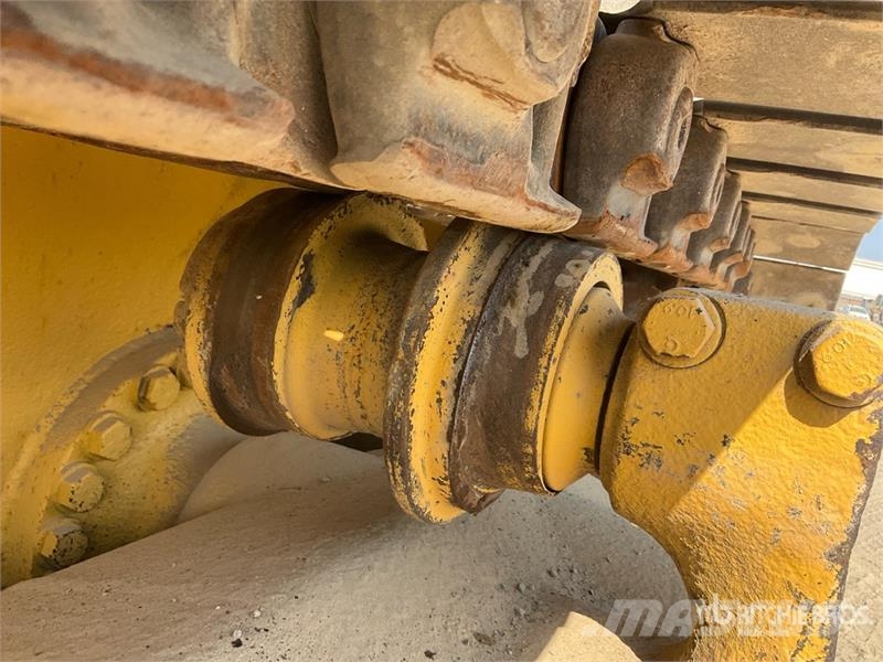 Komatsu D155A-6R Crawler Dozer Buldooserid