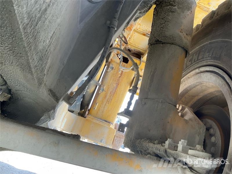 Komatsu HD325 Articulated Dump Trucks (ADTs)